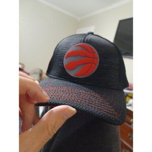 New Era NBA Toronto‎ Raptors 9Fifty Maple Leaf City Edition Fitted Small/Medium